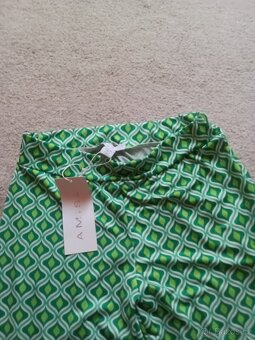 NOVÉ LETNÍ KALHOTY DO ZVONU AMISU M/L - 3