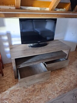 Tv skříňka 130x53x53 cm - 3