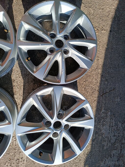 Opel Corsa F - originál alu 6,5x16 et38 - 3