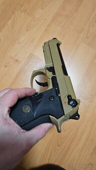 Airsoft M9 A1 BB - 3