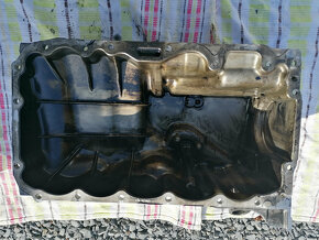 BMW 2,0D B47 olejová vana - 3