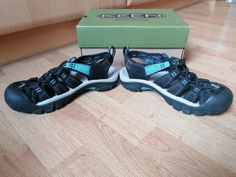 Sandály KEEN v. 38 - 3