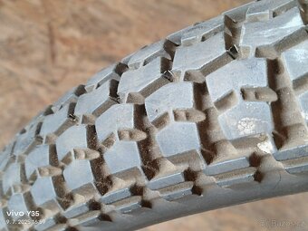 Jawa a ČZ - Baťa a Barum 19" - 3