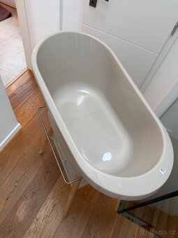 Sada vaničky a stojanu - 3