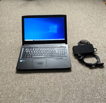 HERNÍ NOTEBOOK - Asus ROG Strix GL503 - i5-GTX - SUPER - 3