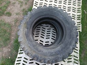 Přední pneumatiky na traktor - 3