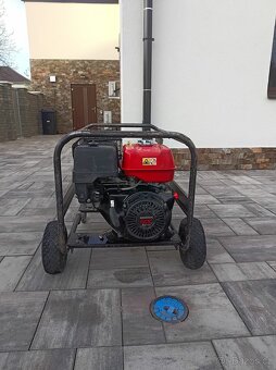 Elektrocentrala honda ECT7000 - 3