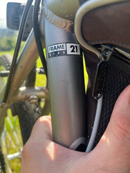 Prodám trekkingcrossové kolo Kellys Stylus CRX 21 - 3