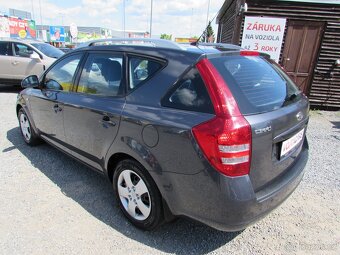 Kia Cee'd 1.4i 80kW kombi, 1.majitel, Serviska - 3