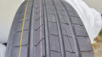 Letní pneu 215/65R17
215/65 R 17 99H - 3