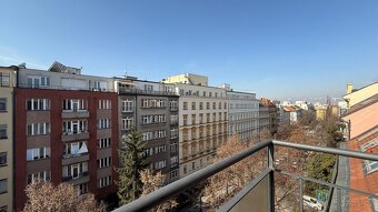 Pronájem bytu 2+1 + hala, 94m2, 2 balkony, 5. patro s výtah - 3