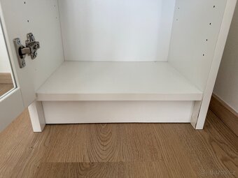 Knihovna Ikea - 3