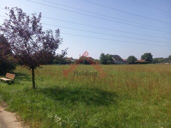Prodej stavebního pozemku 15 607 m, Labské Chrčice, okres P - 3