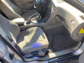 Volvo v70 - 3