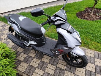 Prodám skútr 125 ccm Sinner jako nový - 3