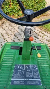 Rider John Deere 68 - 3