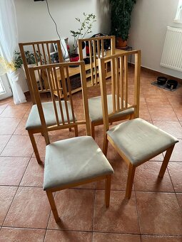 Stůl Ikea a 4ks židlí - 3