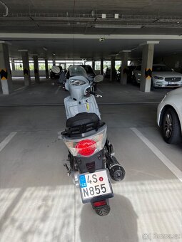 Kymco People 125 - 3