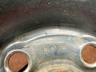 Plechová kola R15 6Jx15 5x100 se zimním pneu 195/55 - 3
