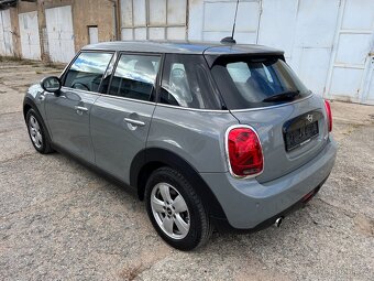 Mini Cooper 1.5i 100kw 1.majitel 37.000km 2x alu top stav - 3