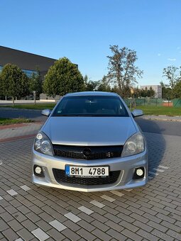 Opel Astra OPC line 12/2007 - 3