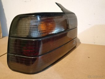 Zadní levý světlo E36 coupe - 3