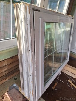 Plastová okna 5x a balkonové dveře s rámy - 3