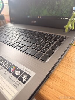 Prodám herní notebook Acer Aspire F5-573G-749W - 3