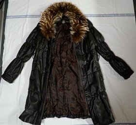 Dámský kožený černý kabát KARA - 3