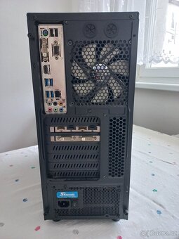 Stolní počítač - 3