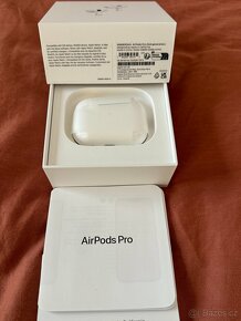 Apple AirPods Pro 2022 MagSafe (Lightning) - 3