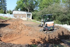 Výkopové a zemní práce bagrem Bobcat E27 - Podbořany - 3