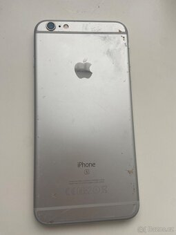 Sbírka starých nepoužívaných telefonů - 3