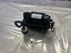 KOMPRESOR VZDUCHOVÉHO PODVOZKU W220 A2203200104 - 3