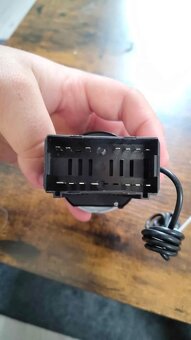 Spínač světel na koncern s automatickými světly - 3