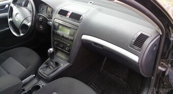Škoda Octavia 2 1.9 TDI 77 kW - 3