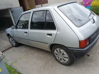 Peugeot 205 - 3