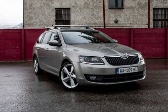 Škoda Octavia Combi 2.0 TDI Elegance/Style DSG - 3
