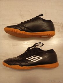 Sálové boty / sálovky Umbro vel. 38,5 - 3