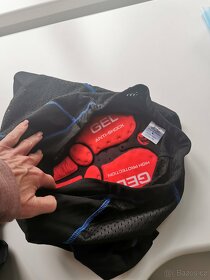 Cyklistické kraťasy pánské vzdušné, možno i pod karťasy L - 3