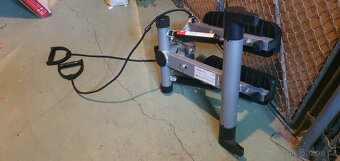 Swing Stepper B-Square - 3