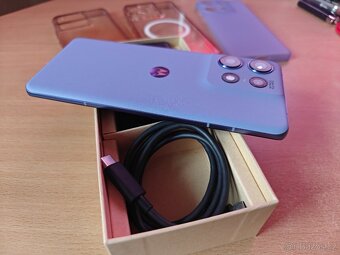 Motorola Edge 50 Pro 12GB/512GB 2roky+ záruka Top Stav - 3