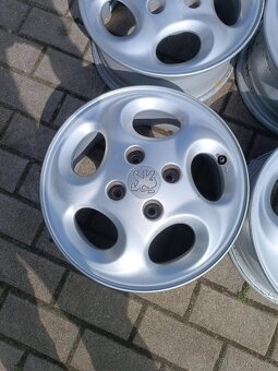 222. Originál ALU Peugeot 206 - 3