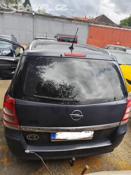 Veškeré díly Opel Zafira B 1,7 CDTI 2008 - 3