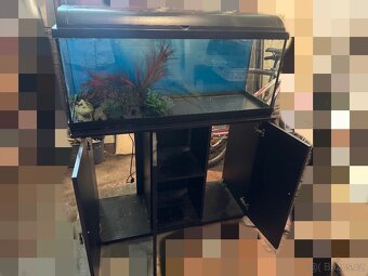 Akvárium (100l) + skřínka s úložnými prostory - 3