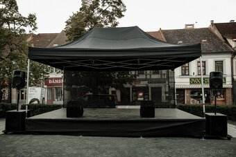 Pronájem pódia 6x4m - 3