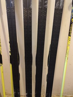 Prodám 2 sety dětských běžek Fischer, délka 150xm - 3