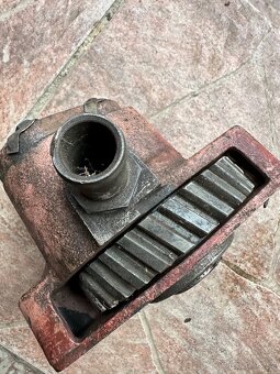 Nepoužité čerpadlo převodovky Zetor UŘII - 3