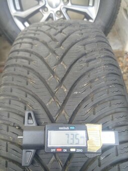 Alu 5 x 114,3 R 16 + TPMS + zimné pneu 215/65 R 16. - 3