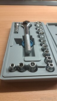 Ráčna a sada nástrčných klíčů - 3